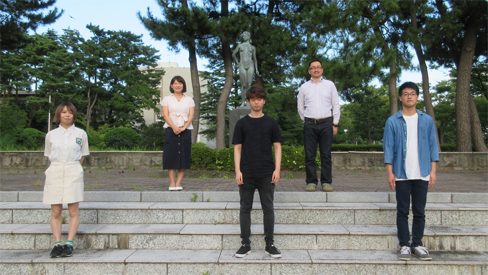 写真:インタビュアー